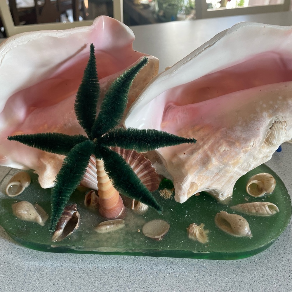 Vintage Conch Shell light - Picture 2 of 4